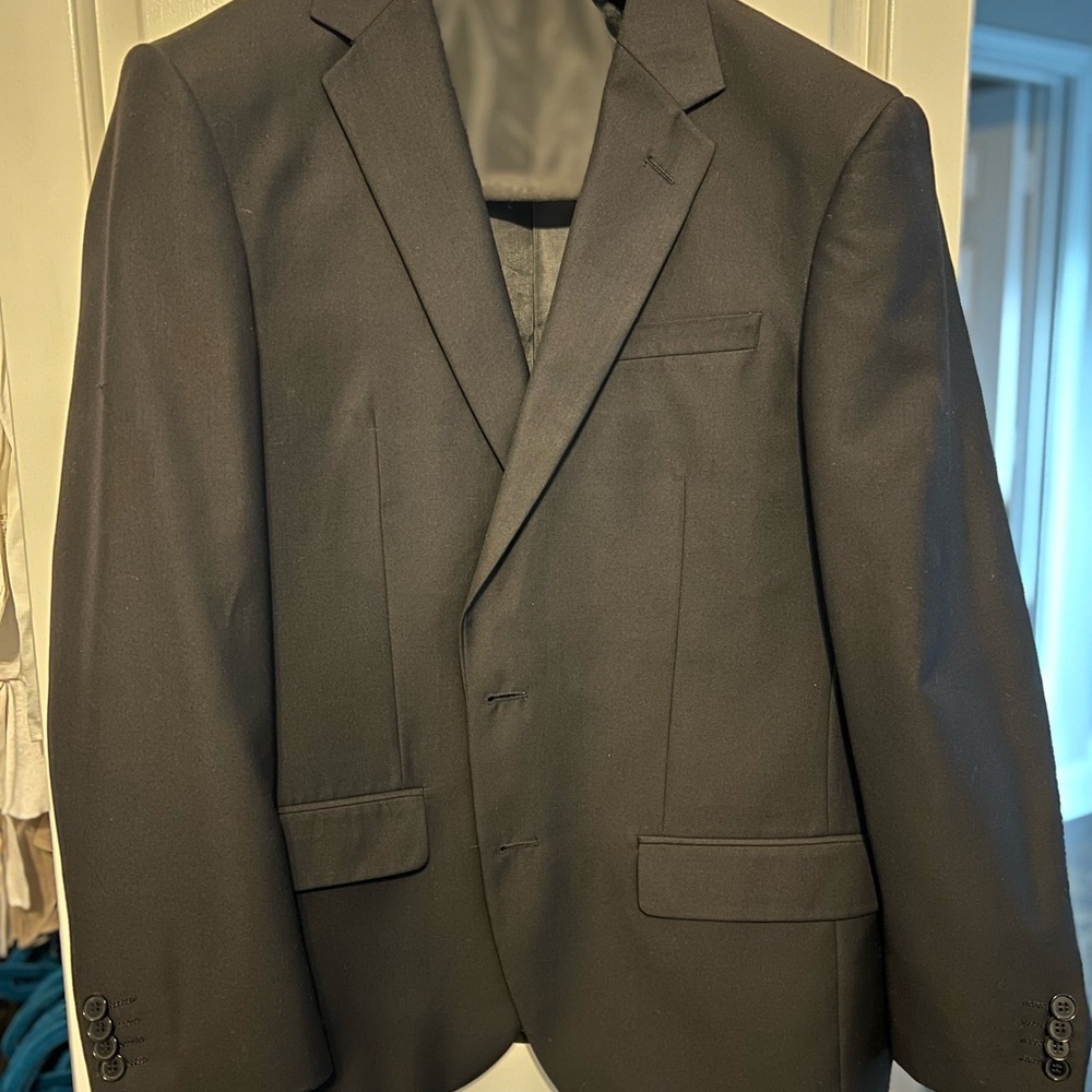 Mens black suit 38 shirt and 32x28 pants